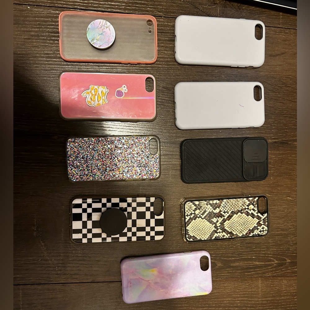Assorted Phone Cases iPhone 6/8/SE - Multicolor
